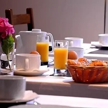 Les Terrasses Hotel 3*