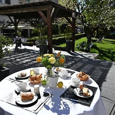 Les Terrasses 3*