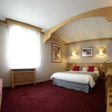 Отель Les Terrasses Анси