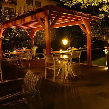 Les Terrasses Отель